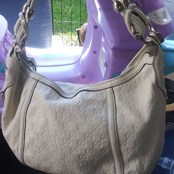 VINTAGE HOBO LEATHER HANDBAG BY GUCCI - Picture 1 of 2